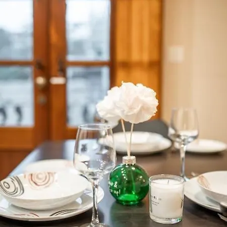 Spacious And Flat In Spinola Bay