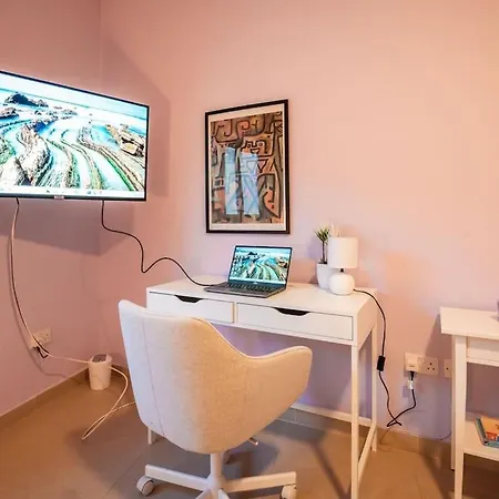 Apartment Spacious And Flat In Spinola Bay *