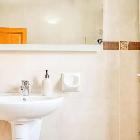 Spacious And Flat In Spinola Bay Apartment Saint Julian's
