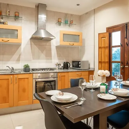 Spacious And Flat In Spinola Bay Lejlighed *
