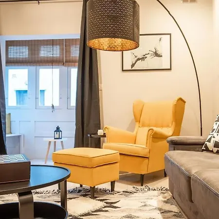 아파트 Spacious And Flat In Spinola Bay *