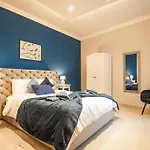 Spacious And Flat In Spinola Bay *