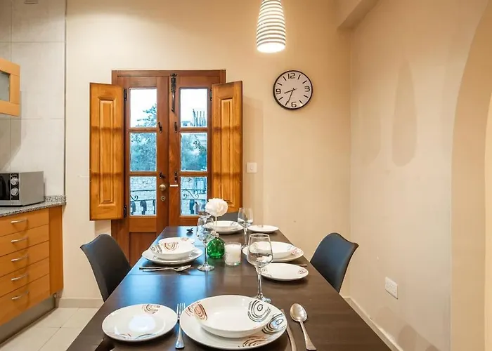 Spacious And Flat In Spinola Bay Lejlighed *